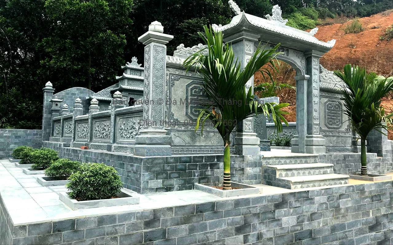 Khu lăng mộ tại Đồ Sơn - Hải Phòng